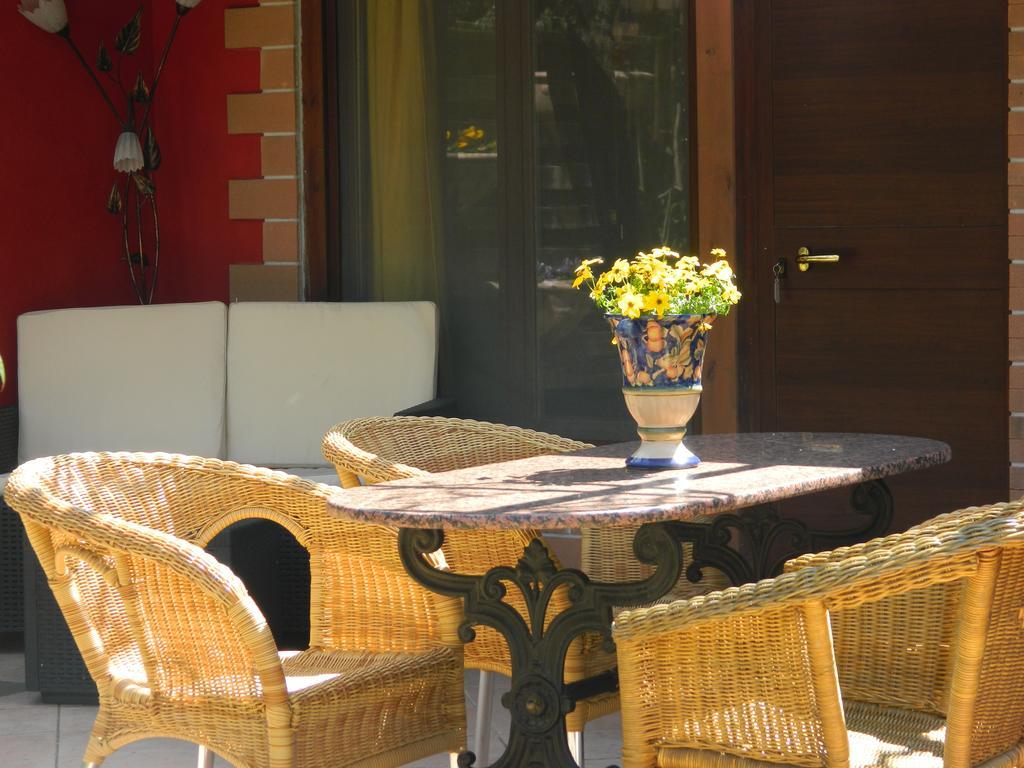 Country Apartments Castel di Decima Экстерьер фото